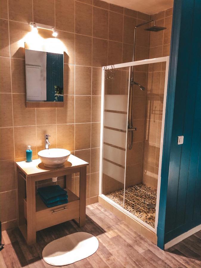 Chambre Double Avec Salle De Bain Privative Cognac Luaran gambar